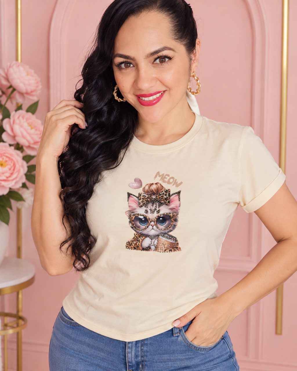Camiseta algodón licrado manga doblada con pedrería